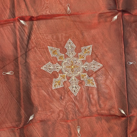 NEW Tablecloth - Picture 3 of 7